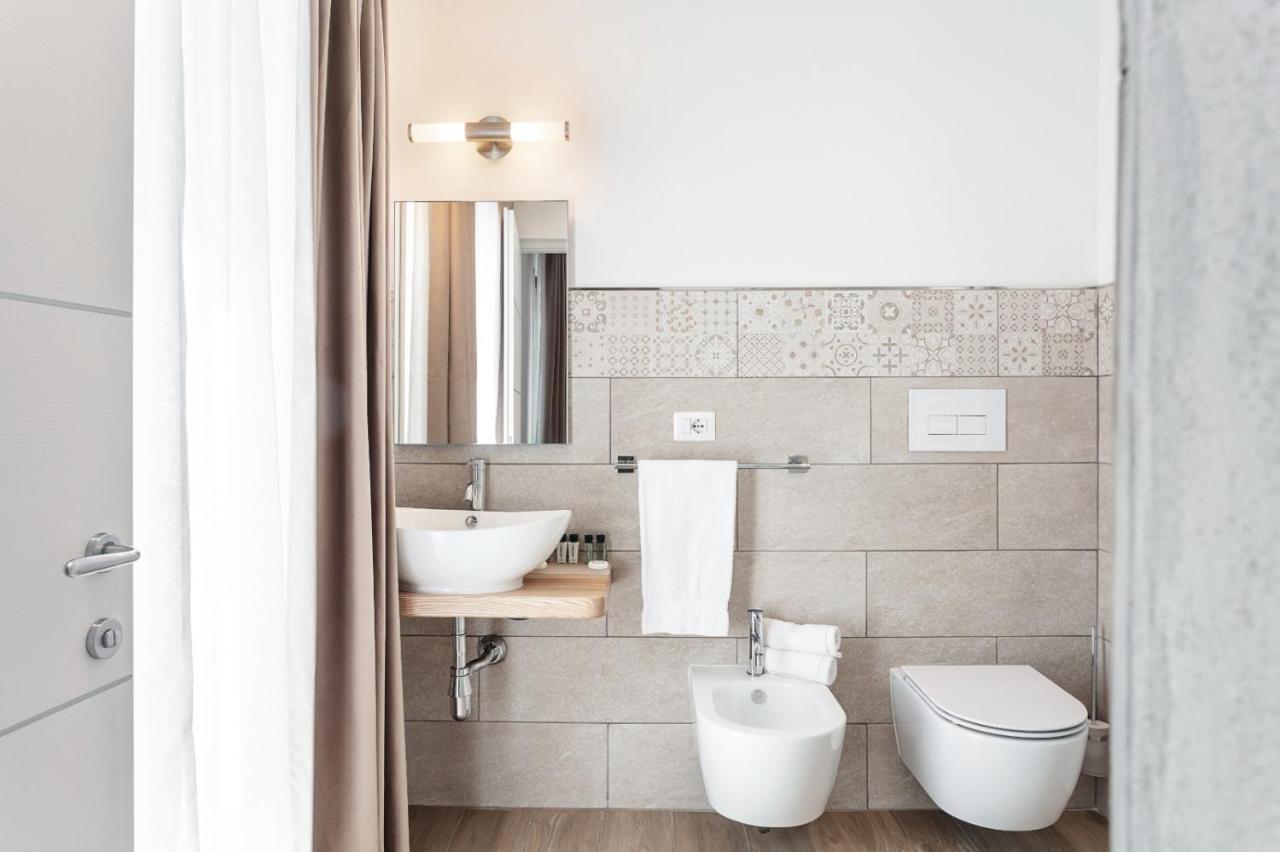 Lungomare Rooms 奧爾比亞 外观 照片
