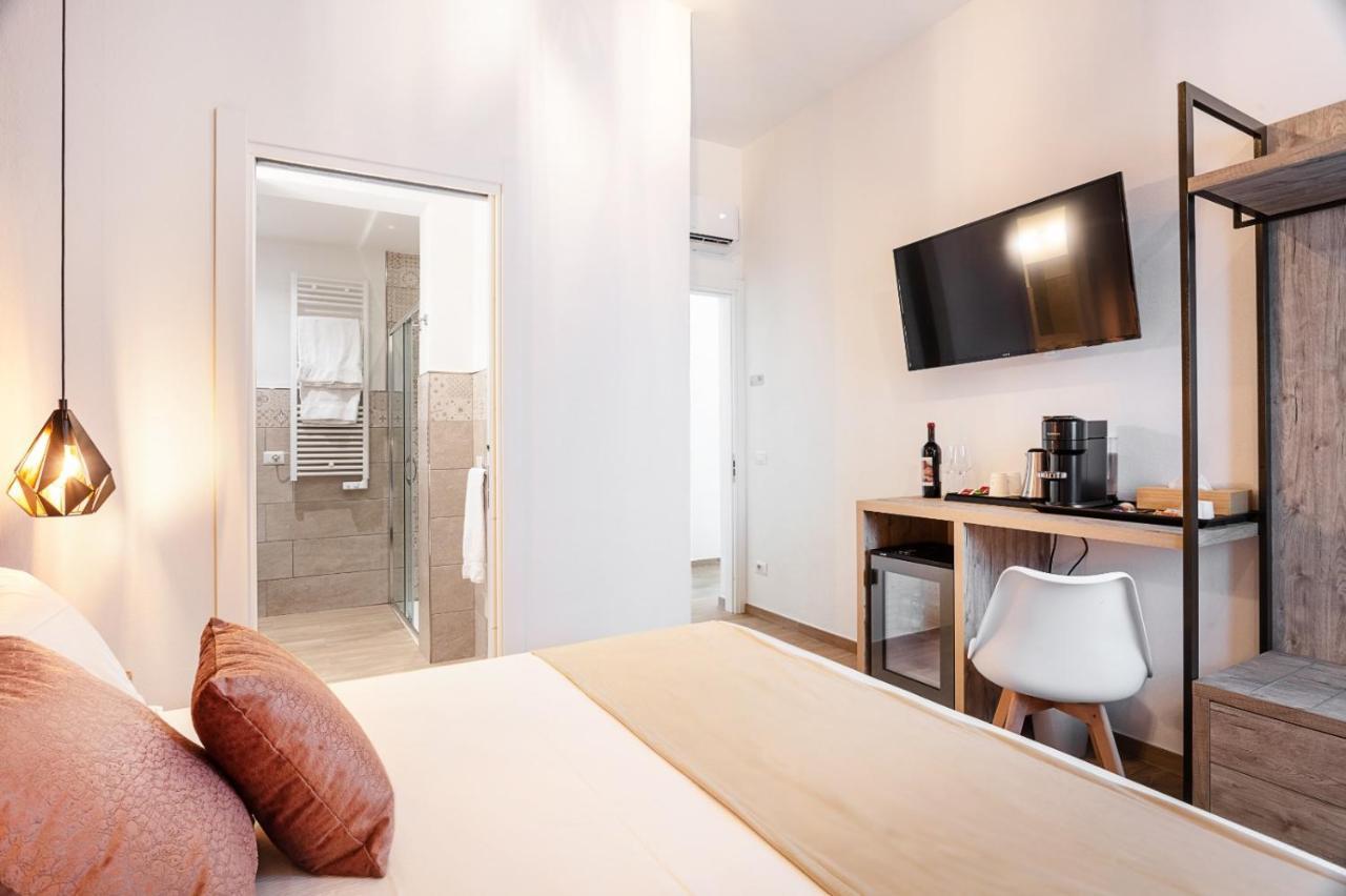 Lungomare Rooms 奧爾比亞 外观 照片